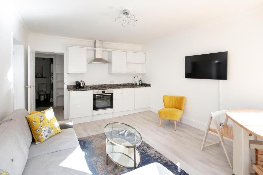 Flat In Bath City Centre Exterior foto